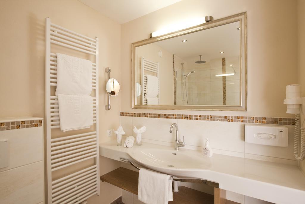 Seehotel Brunner Walchsee Room photo